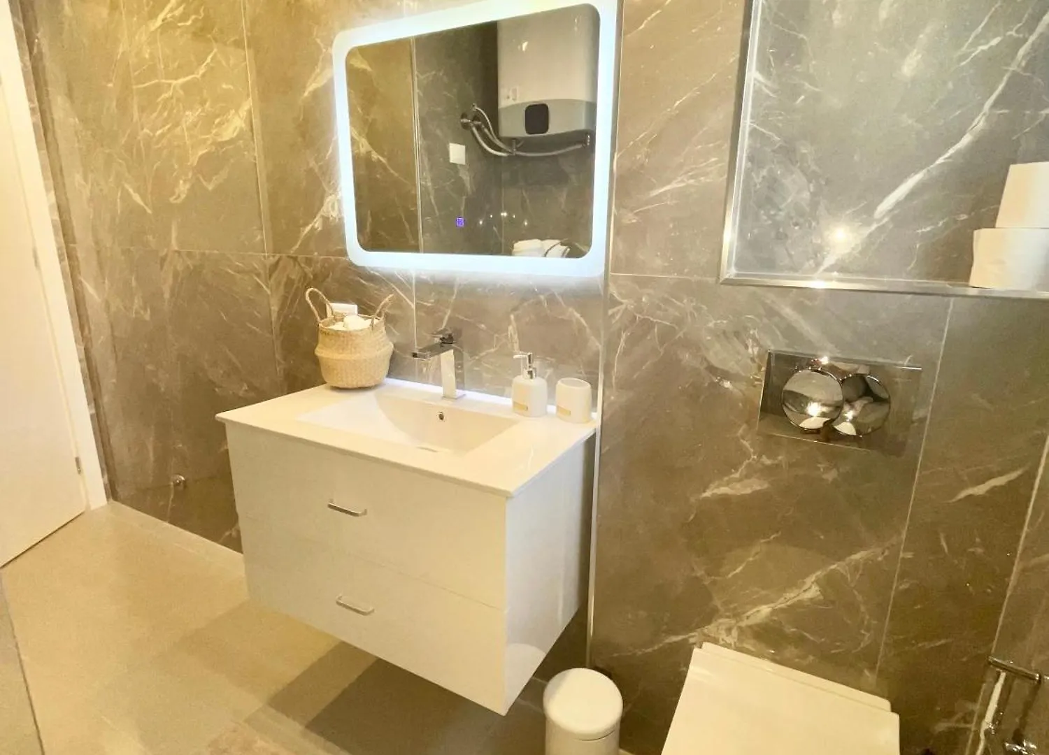 Celine Apartment Vlore